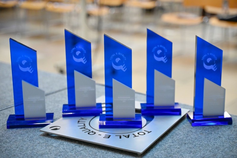 bayme vbm vbw erhalten TOTAL E-QUALITY Prädikat