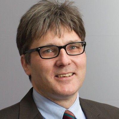 Dr. Peter Becker